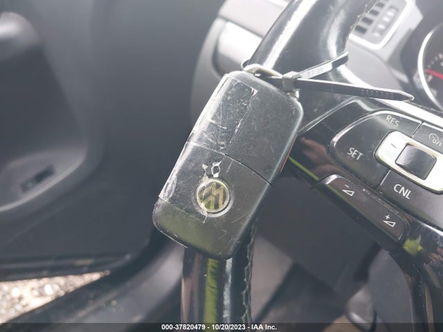 3VWL07AJ1FM263663 Volkswagen Jetta Sedan 1.8t Sel