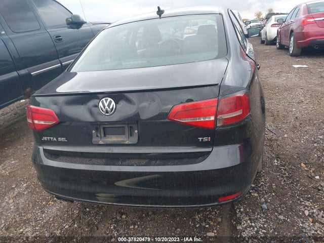 3VWL07AJ1FM263663 Volkswagen Jetta Sedan 1.8t Sel