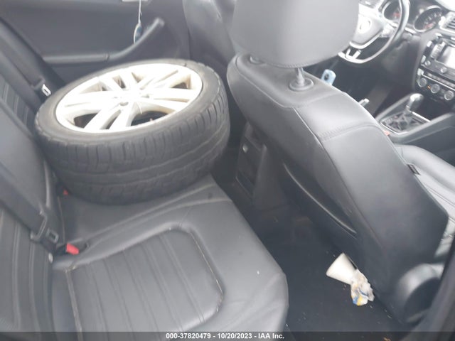 3VWL07AJ1FM263663 Volkswagen Jetta Sedan 1.8t Sel