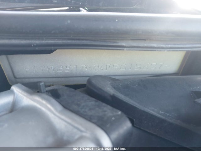 JTHBE1D2XF5015627 Lexus IS 350