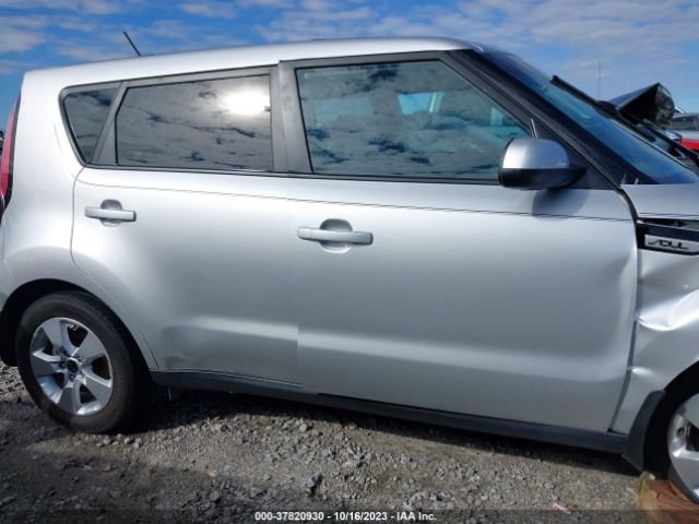 KNDJN2A21K7678736 KIA Soul Base