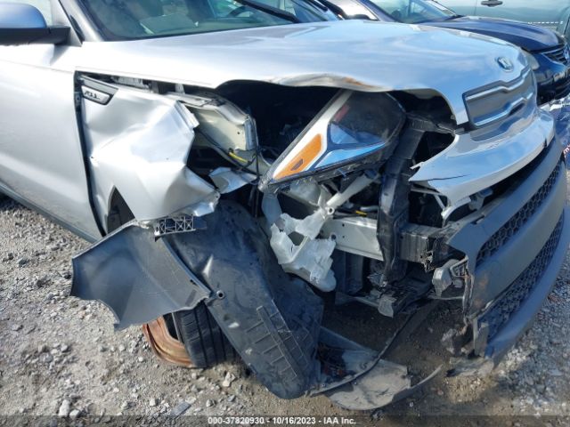 KNDJN2A21K7678736 KIA Soul Base
