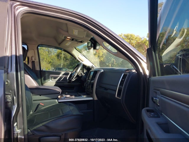 1C6RR7LM1ES214843 RAM 1500 Big Horn