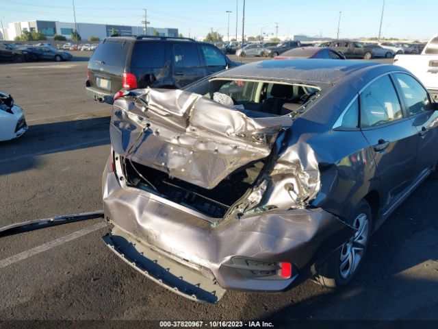 2HGFC2F64KH513101 Honda Civic Sedan Lx