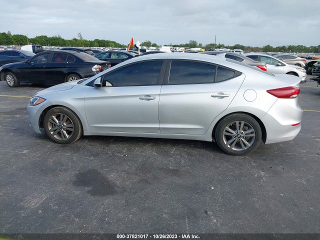 Hyundai ELANTRA SE 2017 5NPD84LF2HH082667 Image 15