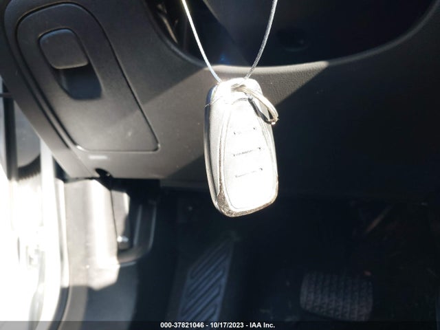 Chevrolet Trax Lt 2018 KL7CJLSB9JB724962 Image 11