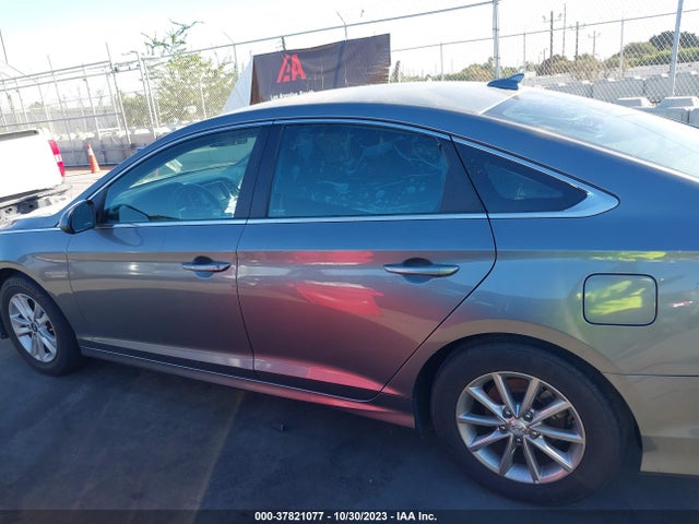 Hyundai SONATA SE 2019 5NPE24AF1KH763726 Image 14