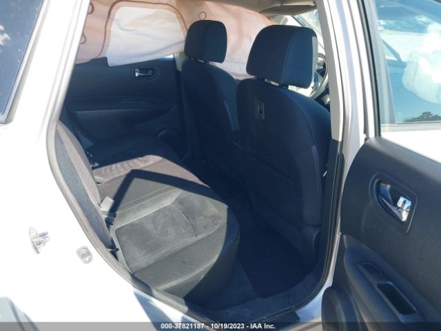 JN8AS5MV7FW764584 Nissan Rogue Select S