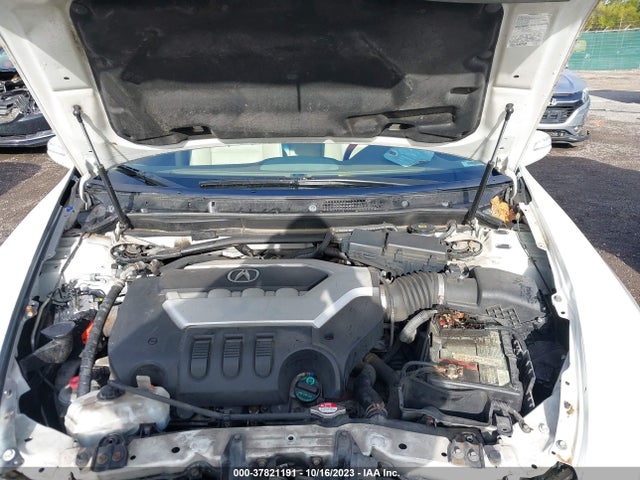 2010 ACURA RL TECH PKG/TECH/CMBS VIN: JH4KB2F63AC000065