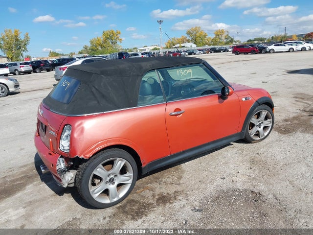 2006 MINI COOPER S WMWRH33516TK58234 Photo 3