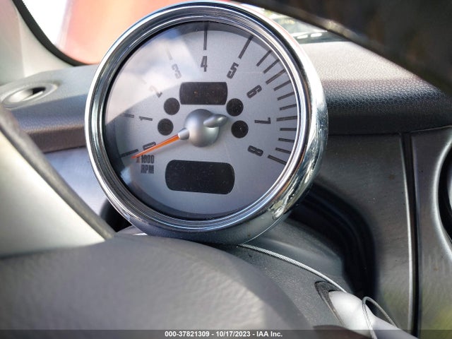 2006 MINI COOPER S WMWRH33516TK58234 Photo 6
