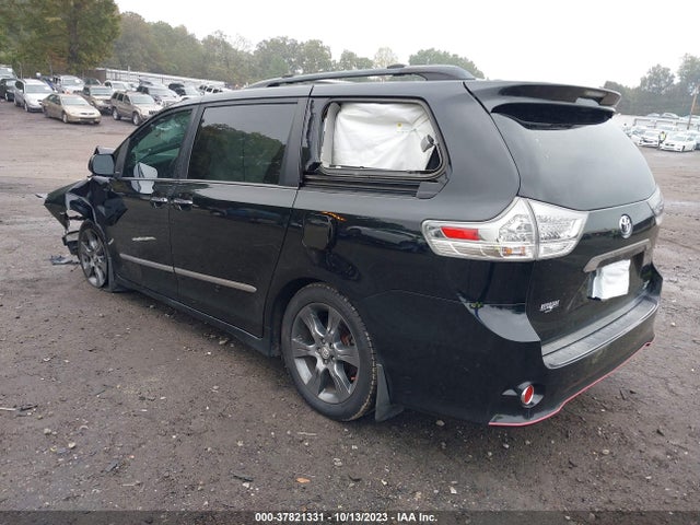 2016 TOYOTA SIENNA SE VIN: 5TDXK3DC0GS701692