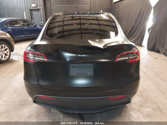 5YJYGDEE8MF111851 Tesla Model Y Long Range