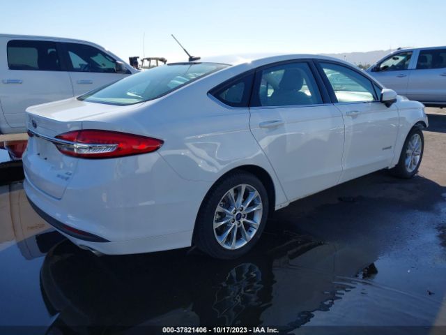 3FA6P0LU0HR326953 Ford Fusion Hybrid Se