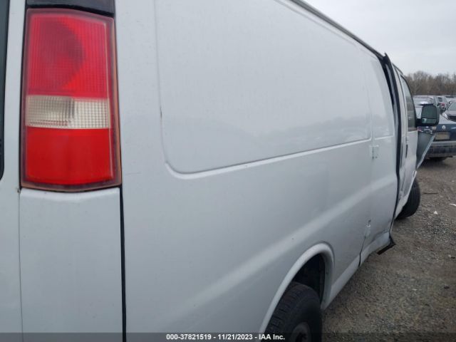1GCWGGFF9F1107593 Chevrolet Express 2500 Work Van