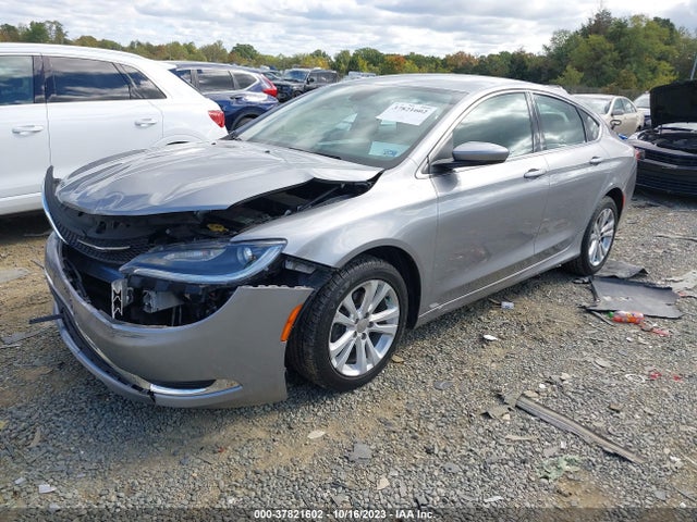 Chrysler 200 Limited 2016 1C3CCCAB0GN164386 Image 2