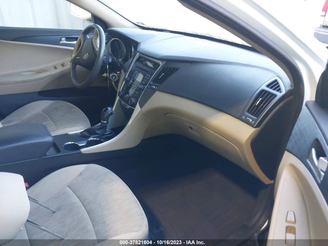 2013 HYUNDAI SONATA GLS VIN: 5NPEB4AC1DH597071