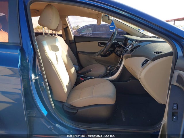 2016 HYUNDAI ELANTRA SE VIN: 5NPDH4AE9GH744995