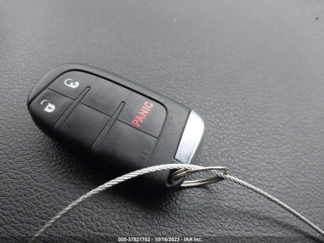 ZACCJABBXJPH34140 Jeep Renegade Latitude