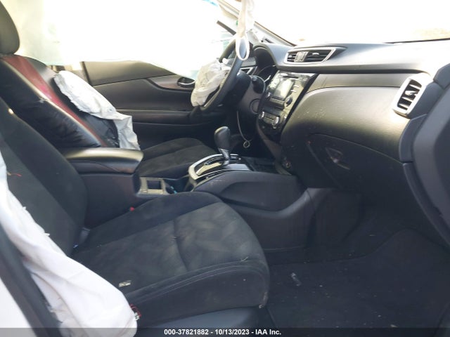 2014 NISSAN ROGUE SV VIN: 5N1AT2MT2EC817161