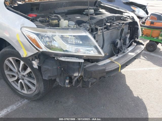 5N1AR2MN8EC701592 Nissan Pathfinder S