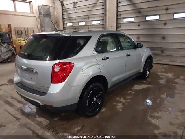 Chevrolet EQUINOX LS 2015 2GNFLEEK3F6273708 Image 4
