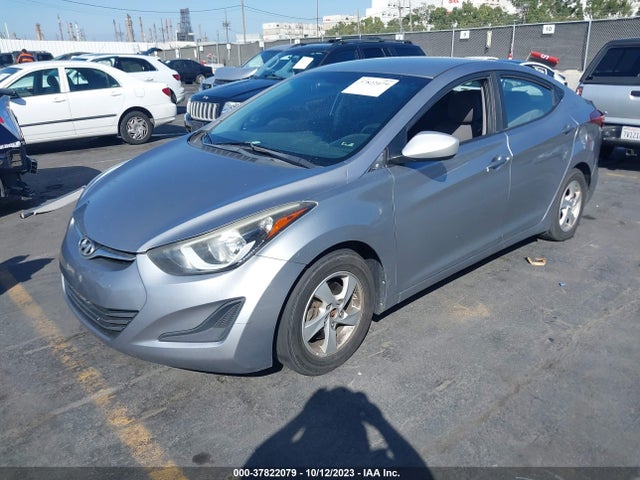 2015 HYUNDAI ELANTRA SE VIN: 5NPDH4AE4FH558781