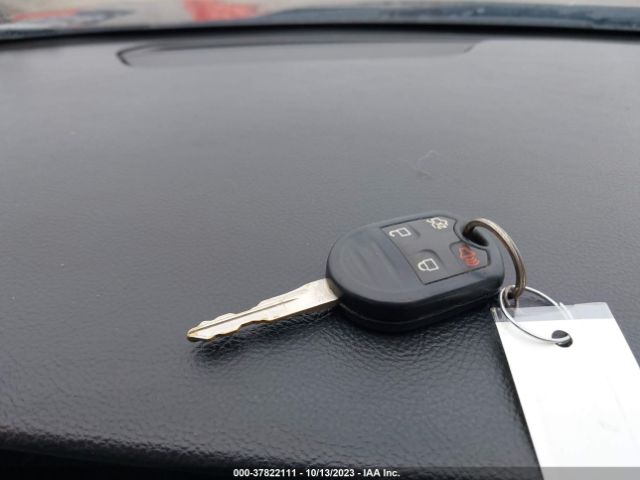 1FAHP2D85GG137243 Ford TAURUS SE