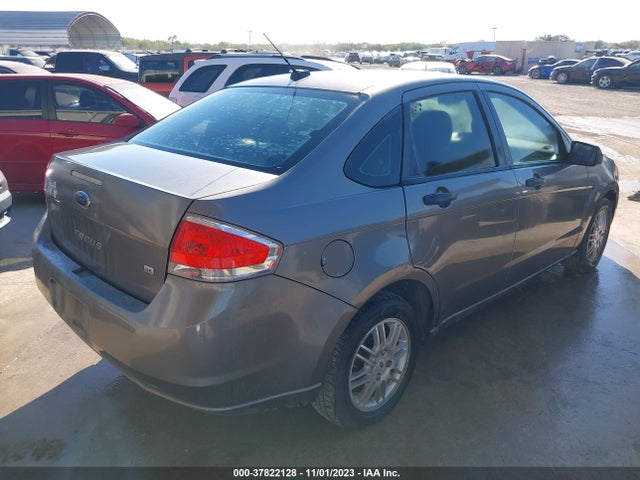 2011 FORD FOCUS SE VIN: 1FAHP3FN0BW102729