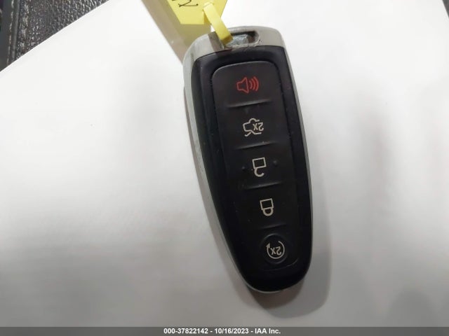 2019 FORD ESCAPE SE VIN: 1FMCU0GD0KUA75623