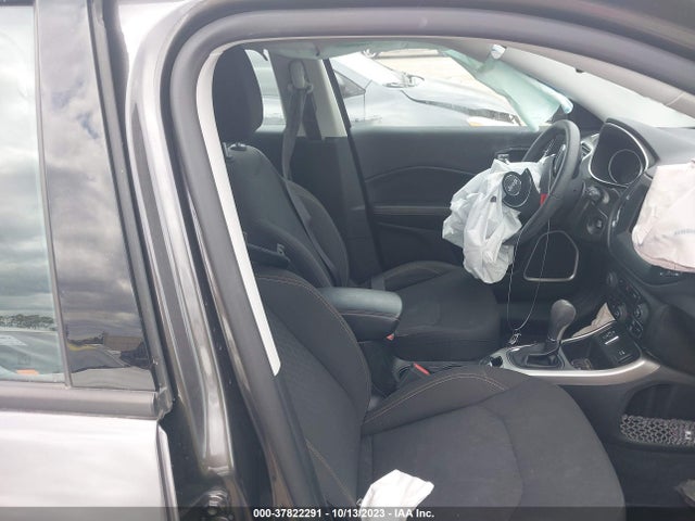 3C4NJCAB4LT136028 Jeep Compass Sport