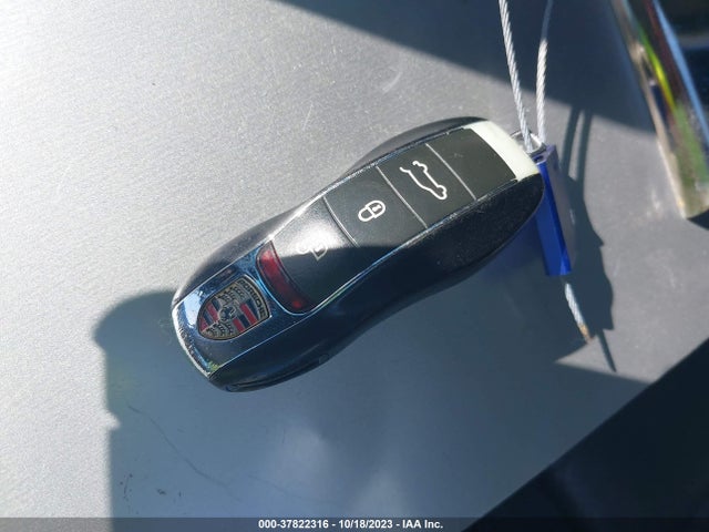 2011 PORSCHE CAYENNE WP1AB2A24BLA44545 Photo 10