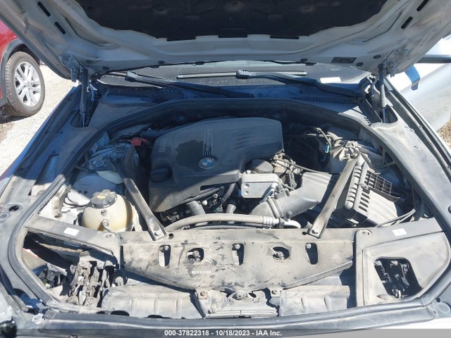 WBA5A5C5XFD515822 BMW 528I