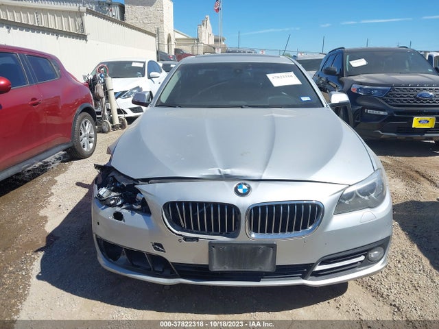 WBA5A5C5XFD515822 BMW 528I