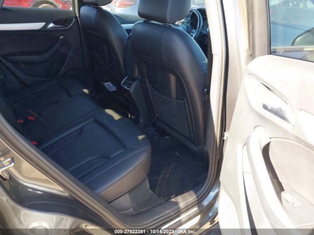 WA1BCCFS3JR008367 Audi Q3 2.0t Sport Premium/2.0t Premium