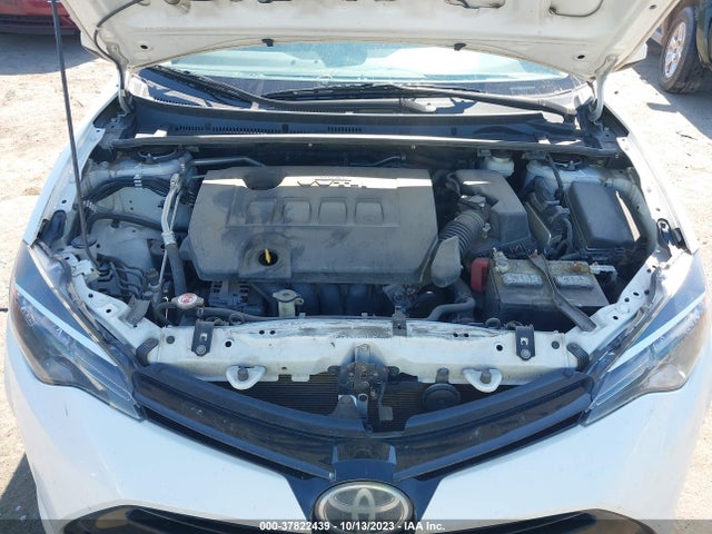 Toyota COROLLA LE 2018 5YFBURHE0JP764942 Image 10