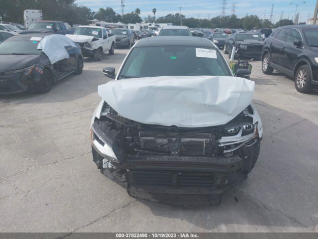 3VWD17AJ3JM247636 Volkswagen Jetta 1.8t Se Sport
