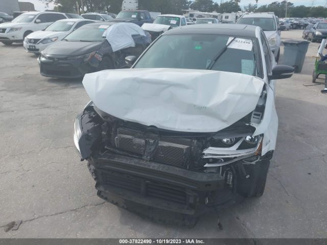 3VWD17AJ3JM247636 Volkswagen Jetta 1.8t Se Sport