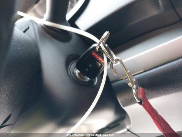 2HKRM3H38EH516225 Honda CR-V LX