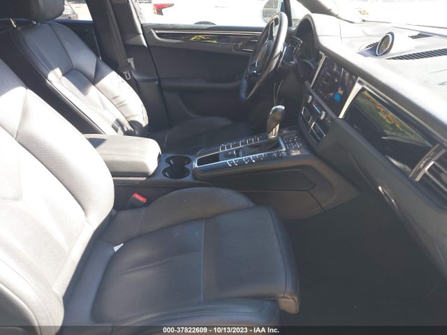 2020 PORSCHE MACAN WP1AB2A55LLB33424 Photo 4