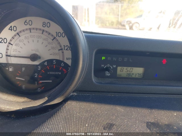 2006 SCION XB VIN: JTLKT324664060792