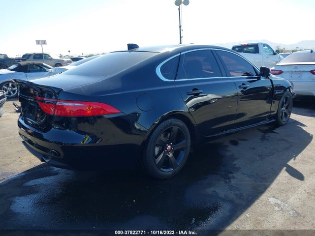 2018 JAGUAR XF SAJBR4FX3JCY69266 Photo 3