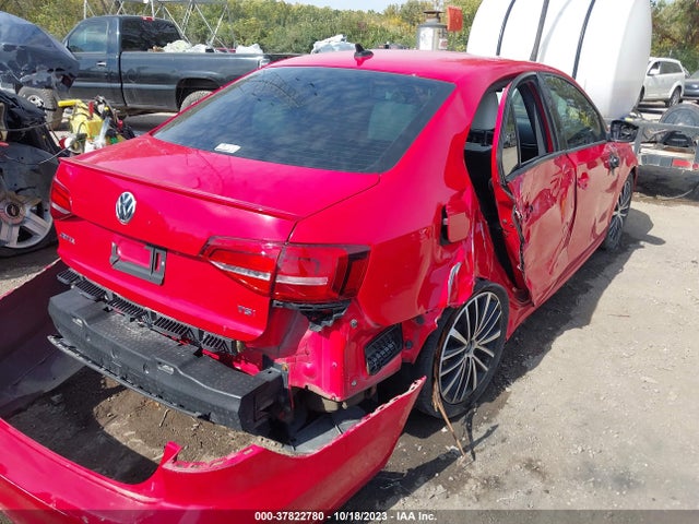 3VWD17AJ4FM212336 Volkswagen Jetta Sedan 1.8t Sport