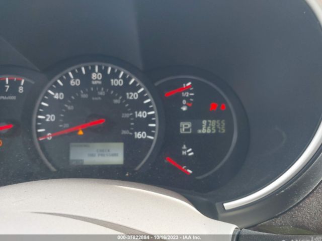 JN8AE2KP4E9106468 Nissan Quest Sv