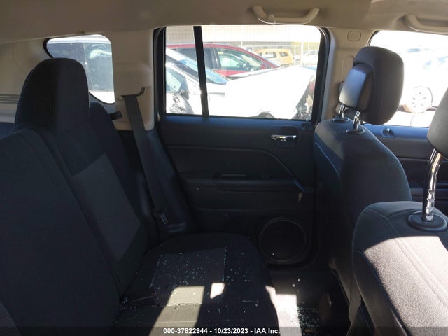 1C4NJDBB6ED830393 Jeep Compass Sport