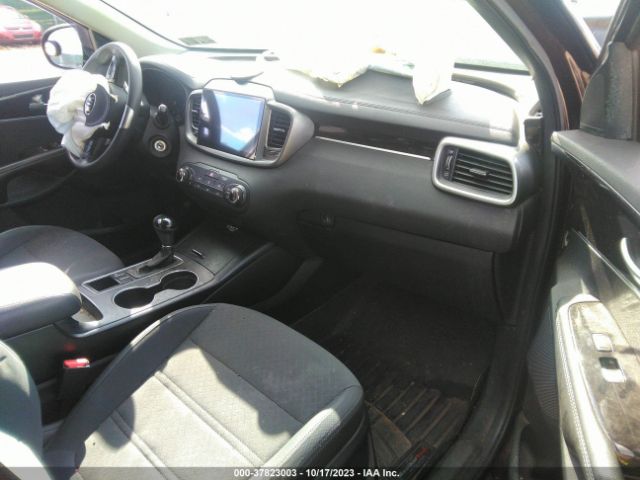 5XYPG4A30GG060150 KIA SORENTO LX