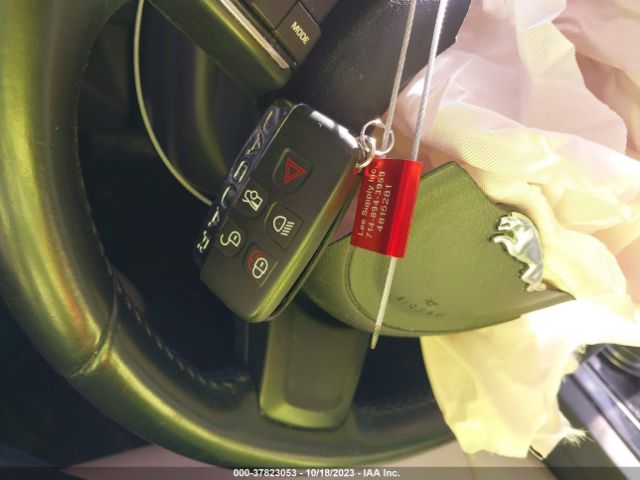 SAJAD4BV0HA965067 Jaguar Xe 35t Premium