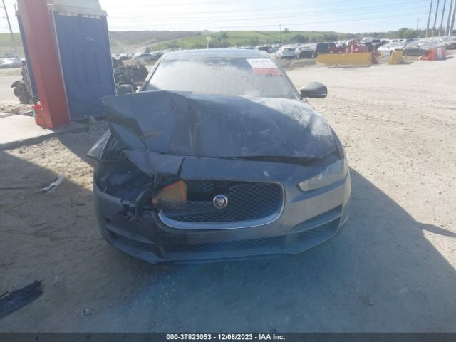 SAJAD4BV0HA965067 Jaguar Xe 35t Premium