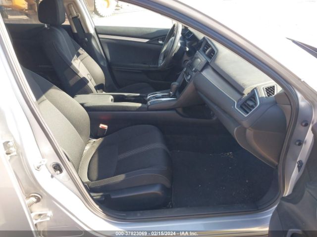 2HGFC2F54JH588094 Honda Civic Lx