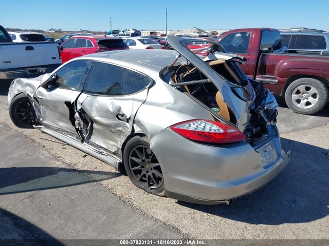 2013 PORSCHE PANAMERA WP0AA2A76DL014952 Photo 2